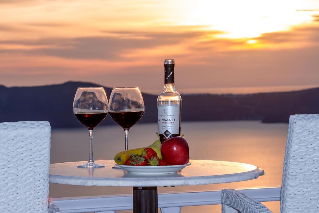 Santorini View - Caldera